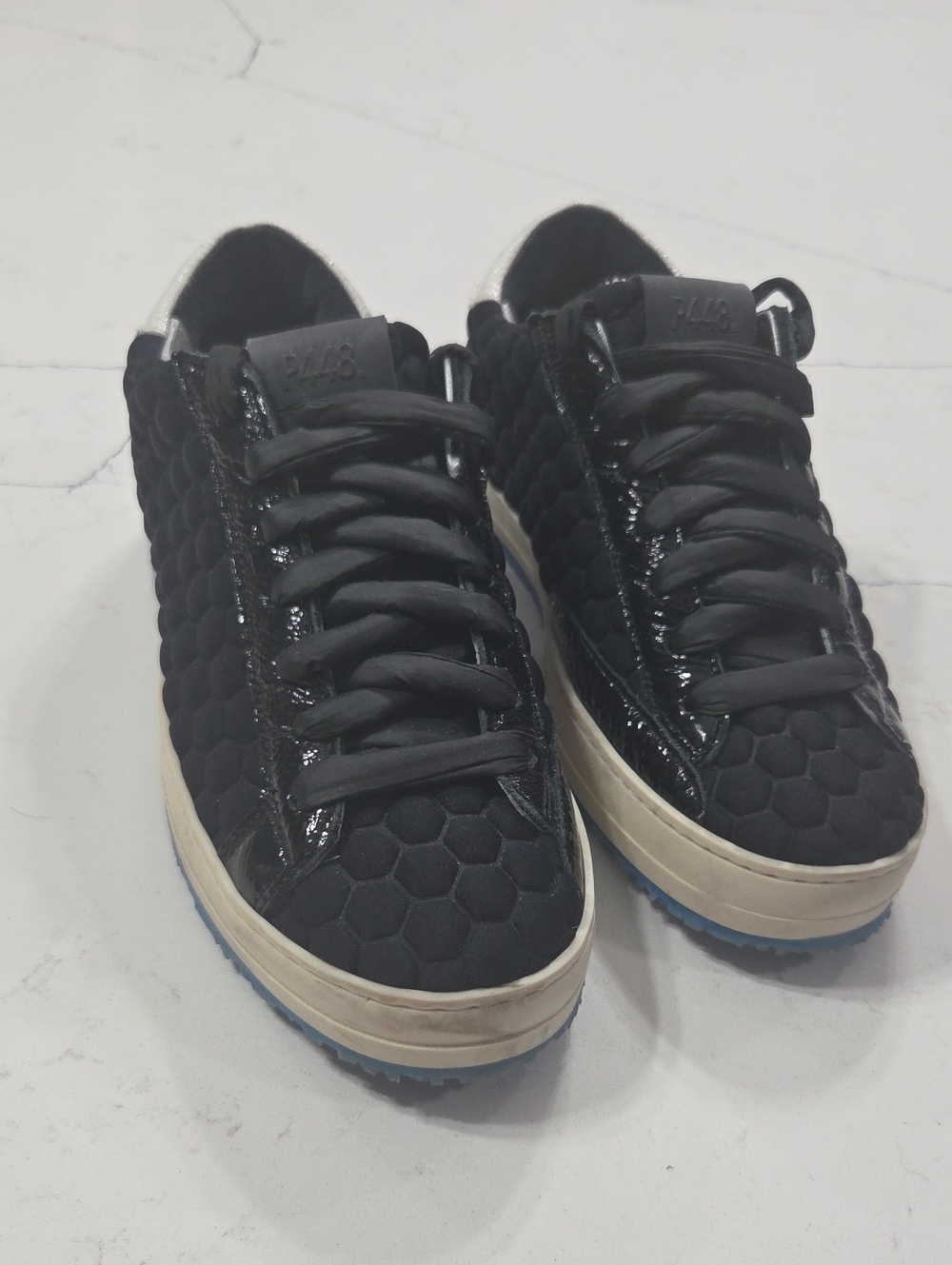 P448 Black Quilted Low-Top Sneakers with Cream Midsole Sz7 Pre-owned